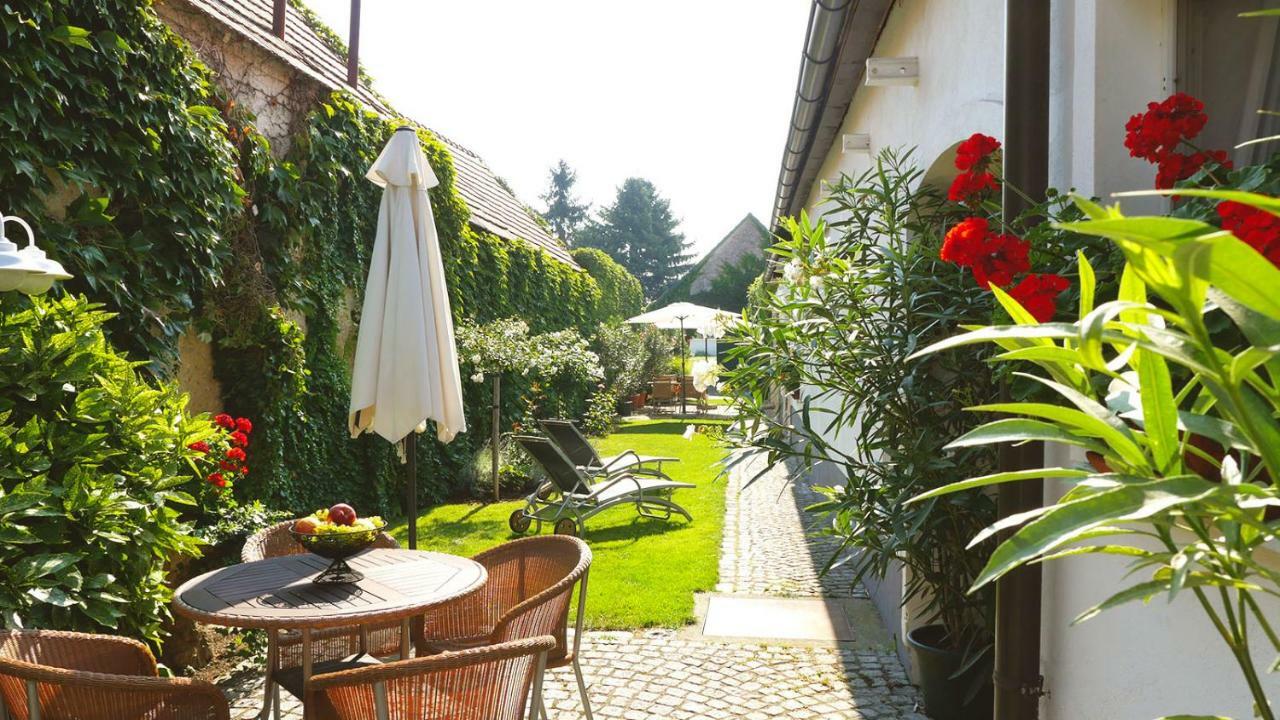 Gaestehaus Doris Purbach am Neusiedlersee Exterior foto